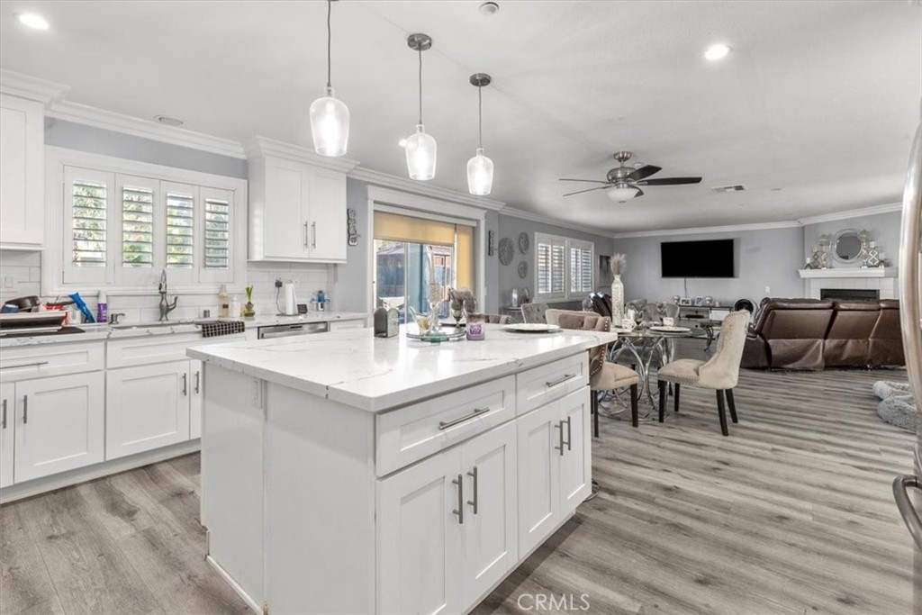 15467 Spruce Tree Way Fontana, CA 92336 - Photo 11 of 30