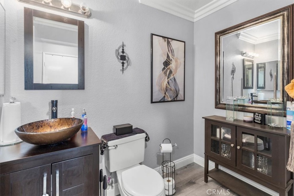 15467 Spruce Tree Way Fontana, CA 92336 - Photo 12 of 30