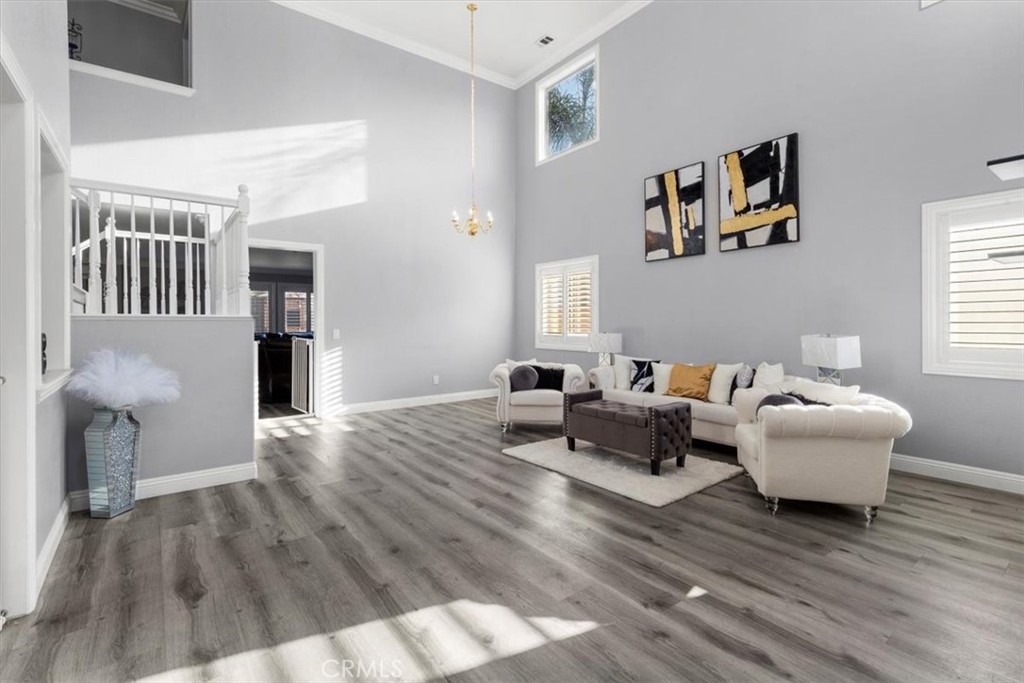 15467 Spruce Tree Way Fontana, CA 92336 - Photo 2 of 30