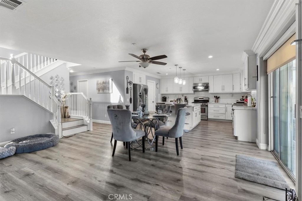 15467 Spruce Tree Way Fontana, CA 92336 - Photo 8 of 30