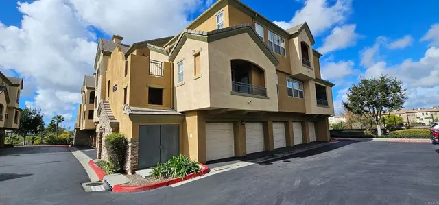 $2,900 | 1853 Rue Bienville Place, Unit 833, Chula Vista, CA 91913
