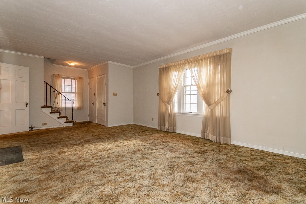 3407 Thorne Road Cleveland Heights, OH 44112 - Photo 4 of 24