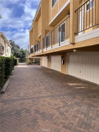 $3,200 | 2429 Oswego Street, Unit D, Pasadena, CA 91107