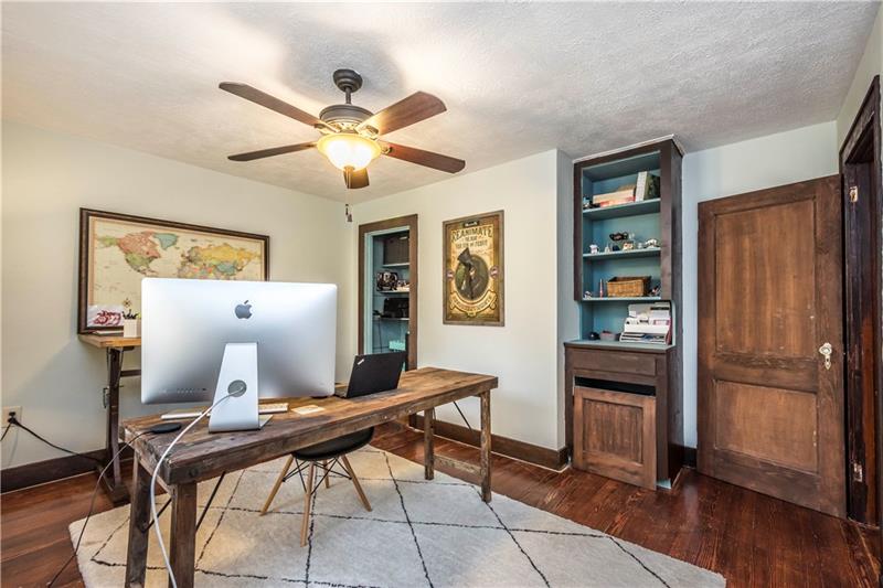 127 Friday Road Pittsburgh, PA 15209 - Photo 13 of 20 Third bedroom is currently being used as an office