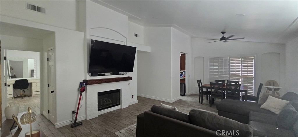 1158 West Cornell Street Rialto, CA 92376 - Photo 4 of 28 Living Room