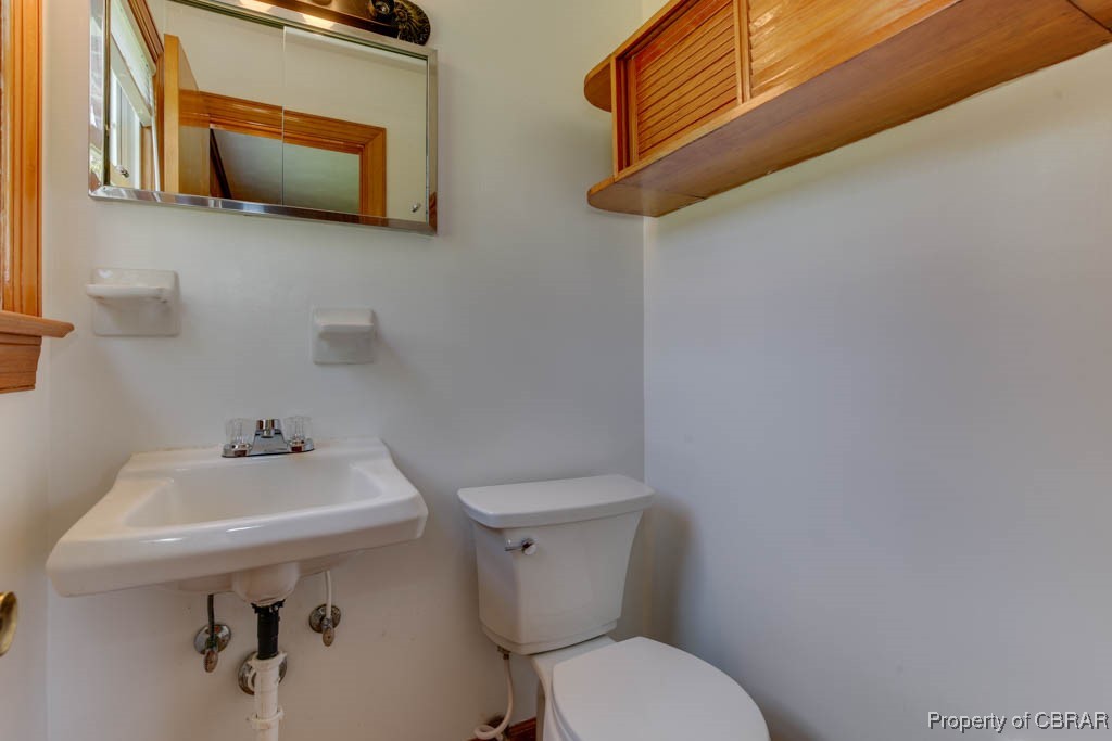 411 Piney Point Road Onemo, VA 23130 - Photo 19 of 37