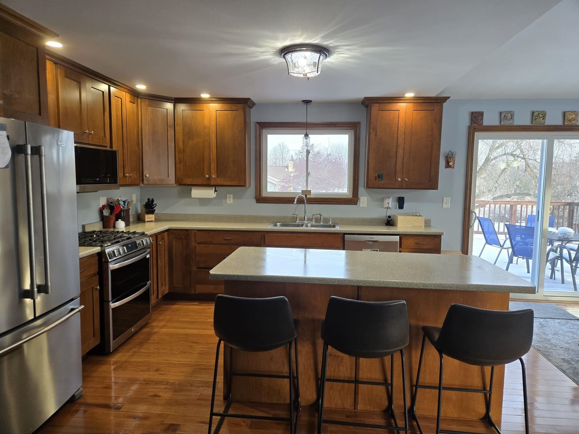 4515 West Edgewood Drive Appleton, WI 54913 - Photo 5 of 25