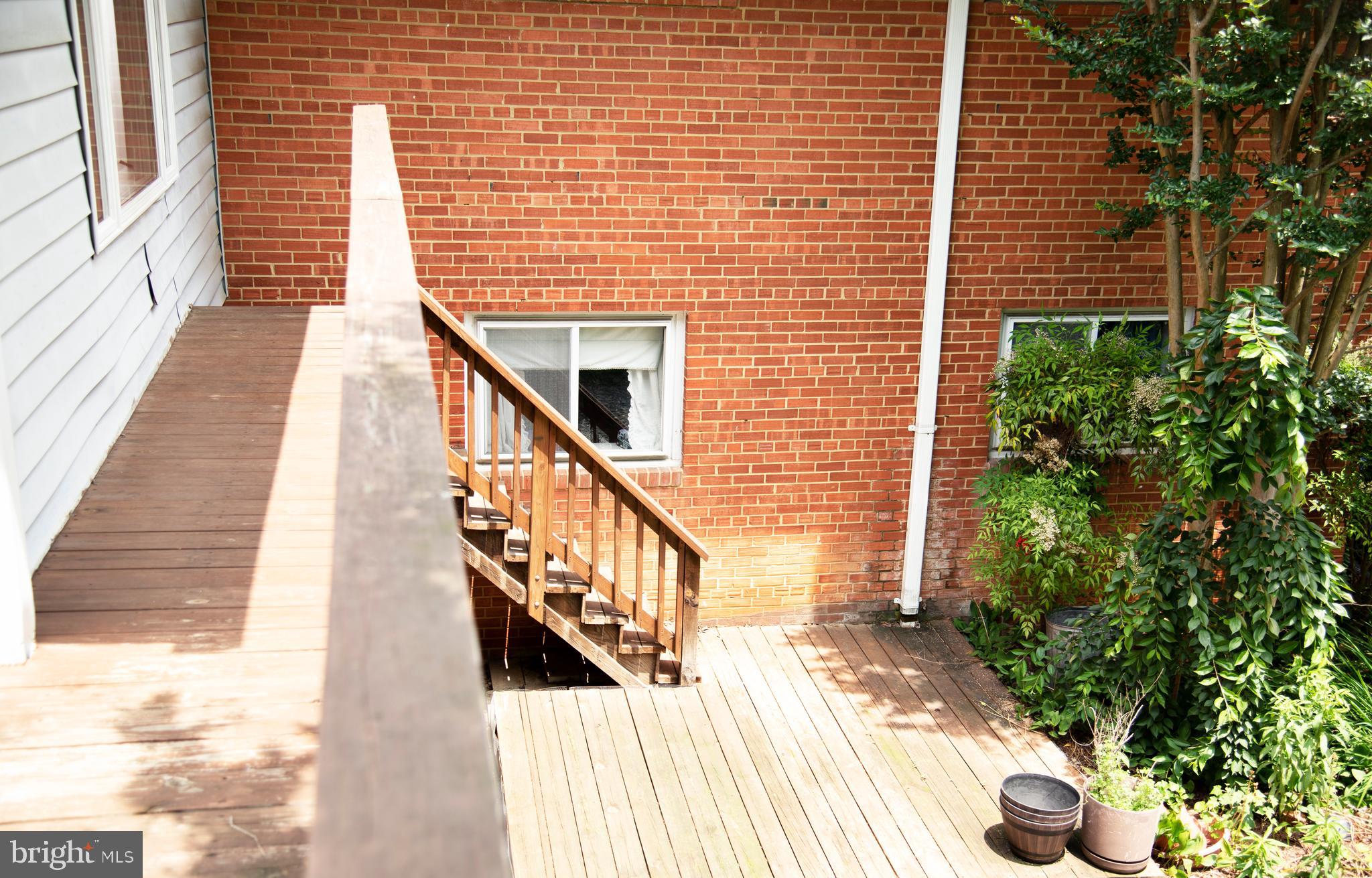 6811 Rosemont Drive McLean, VA 22101 - Photo 24 of 31