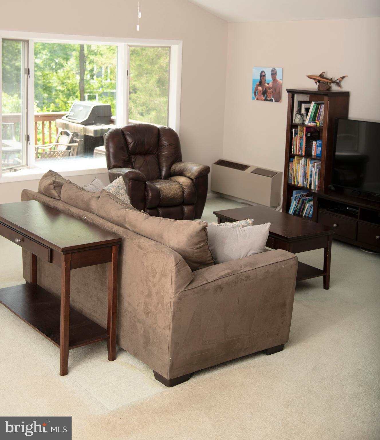 6811 Rosemont Drive McLean, VA 22101 - Photo 5 of 31