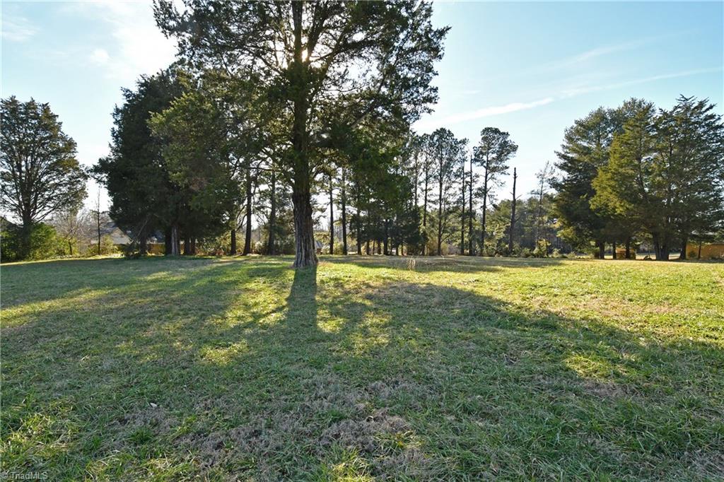 534 Barnes Road Winston-Salem, NC 27107 - Photo 3 of 9 Gallery Image 3