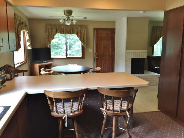 8462 Shady Rest Road Rhinelander, WI 54501 - Photo 4 of 17 Gallery Image 4