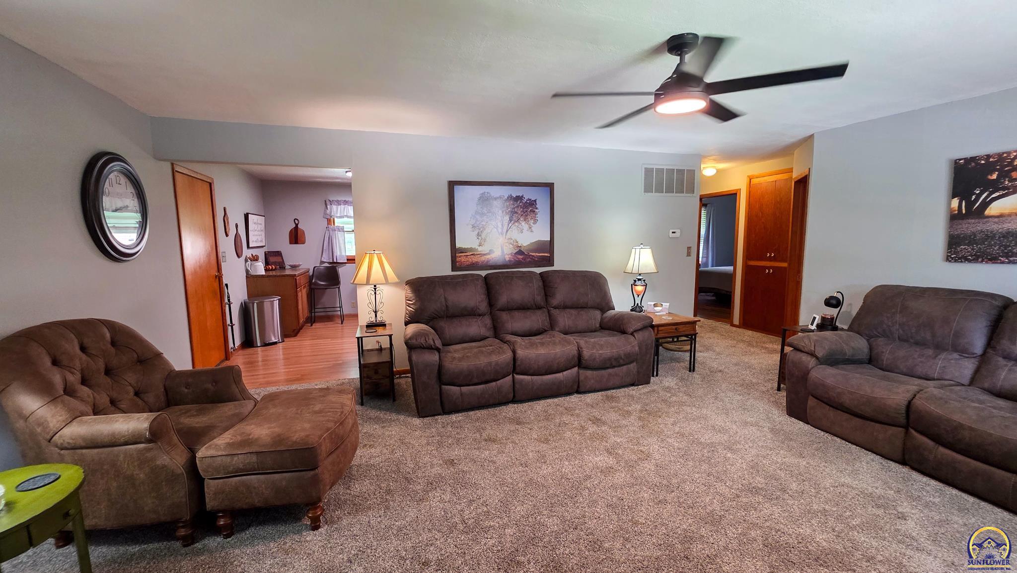 406 Cherry Street Madison, KS 66860 - Photo 11 of 42