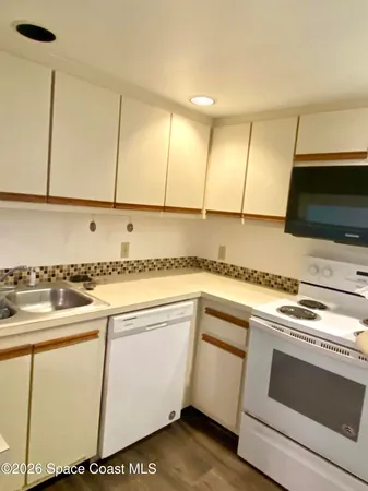 $2,200 | 1600 Woodland Drive, Unit 8103, Rockledge, FL 32955