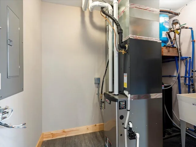 $799,900 | 43177 325th Place, Palisade, MN 56469