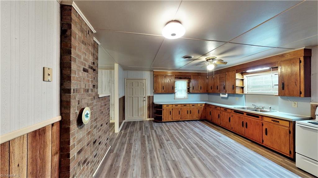 7397 Davis Country Road Randleman, NC 27317 - Photo 5 of 15