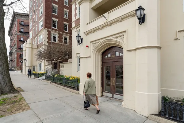 $559,000 | 1450-1454 Beacon Street, Unit 741, Brookline, MA 02446