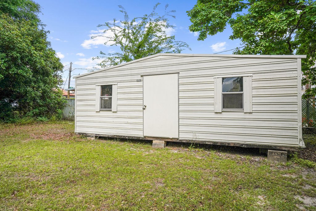 307 South Academy Street Geneva, AL 36340 - Photo 66 of 76