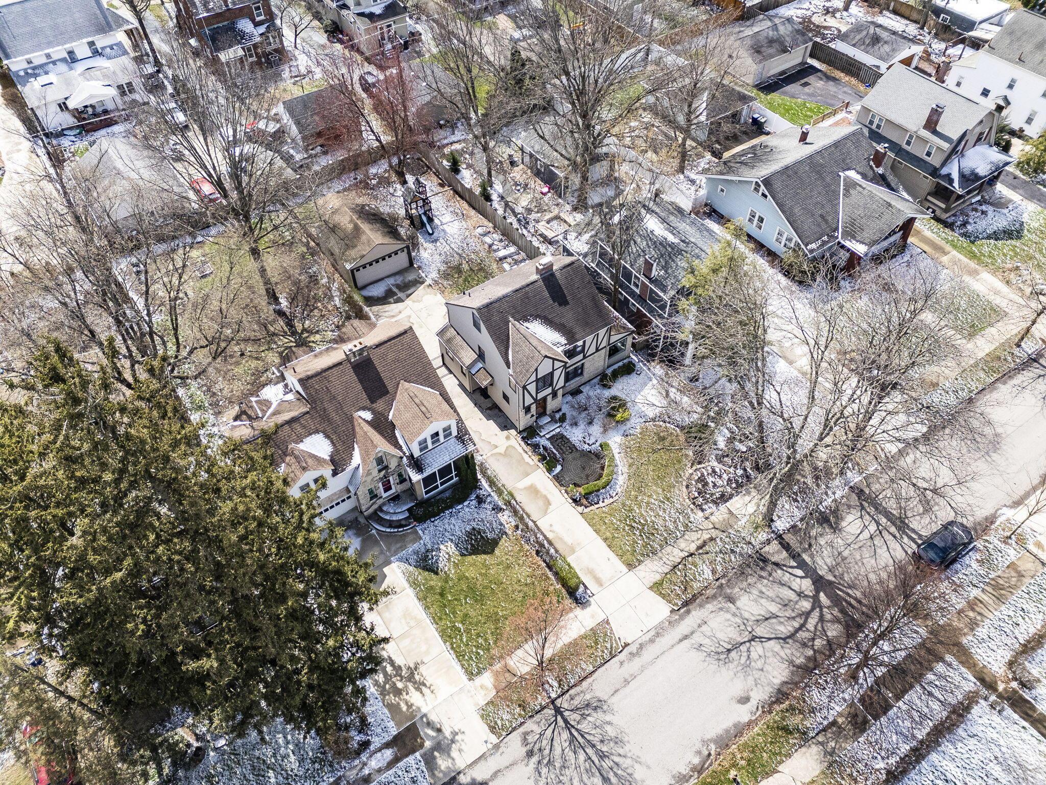 367 East Dunedin Road Columbus, OH 43214 - Photo 33 of 39 Aerial Views
