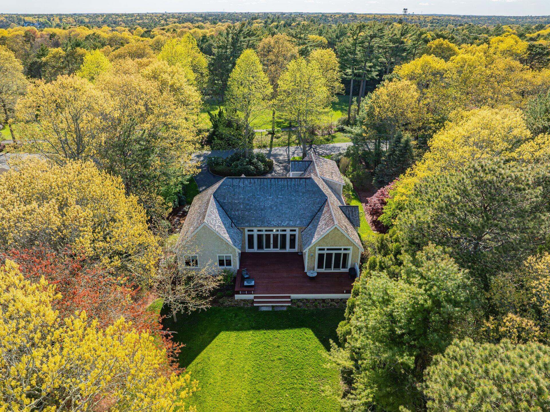 131 Dun Robin Road Mashpee, MA 02649 - Photo 25 of 28 26