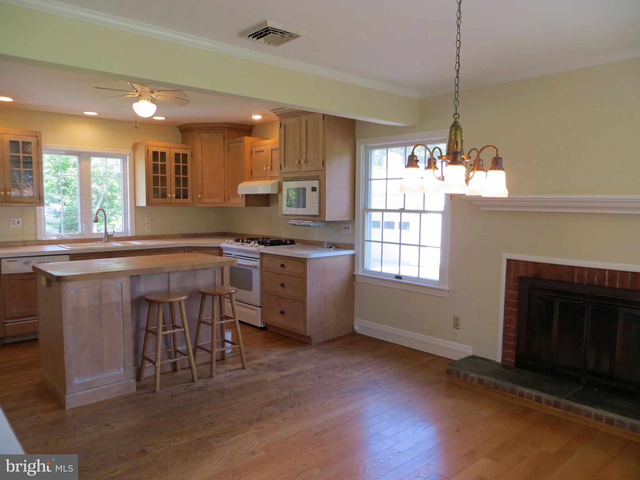887 Shavertown Road Garnet Valley, PA 19060 - Photo 3 of 20 Dining room with wood burning fireplace