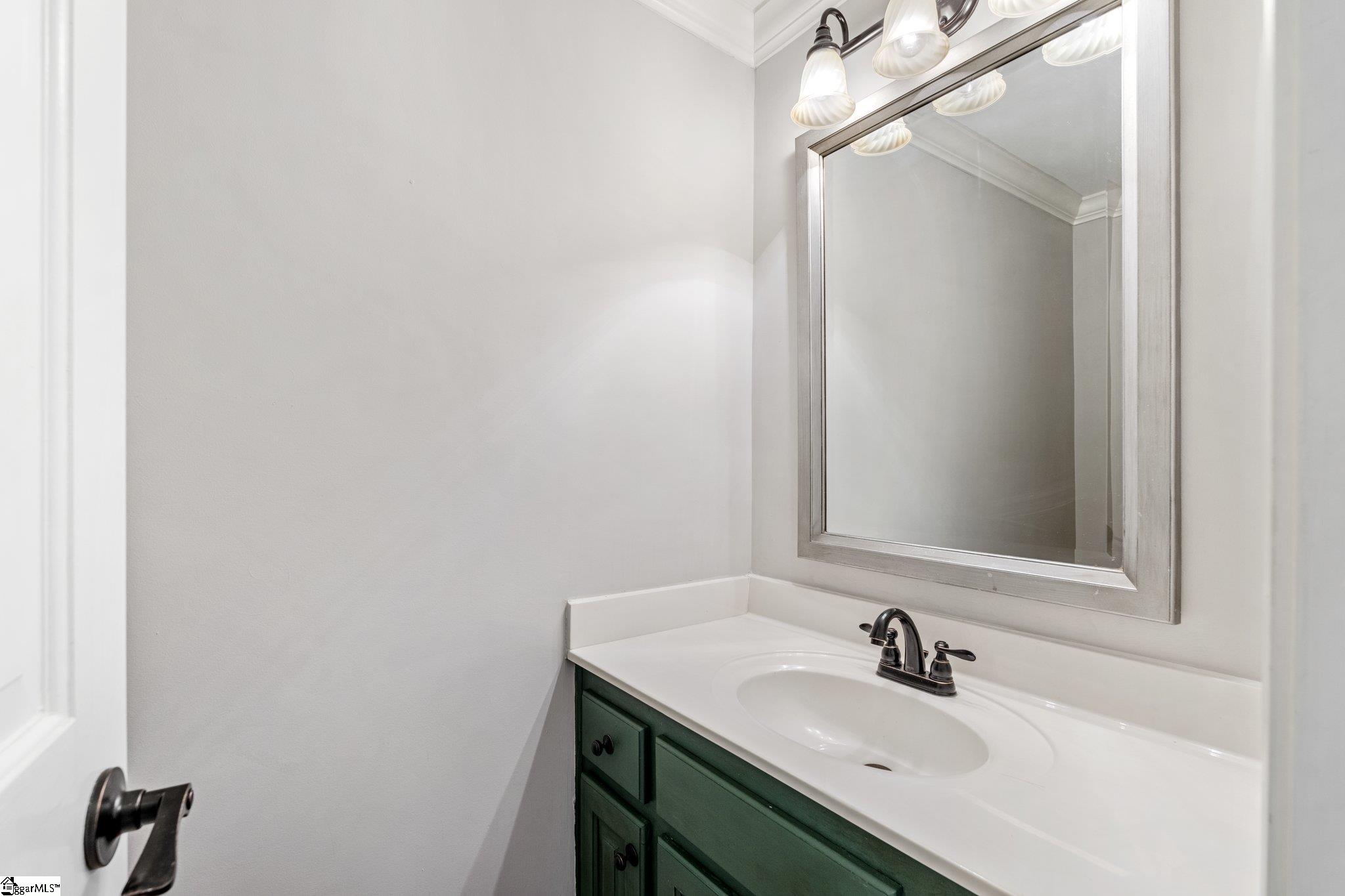 708 Sugar Mill Road Greer, SC 29650 - Photo 29 of 39 Gallery Image 29