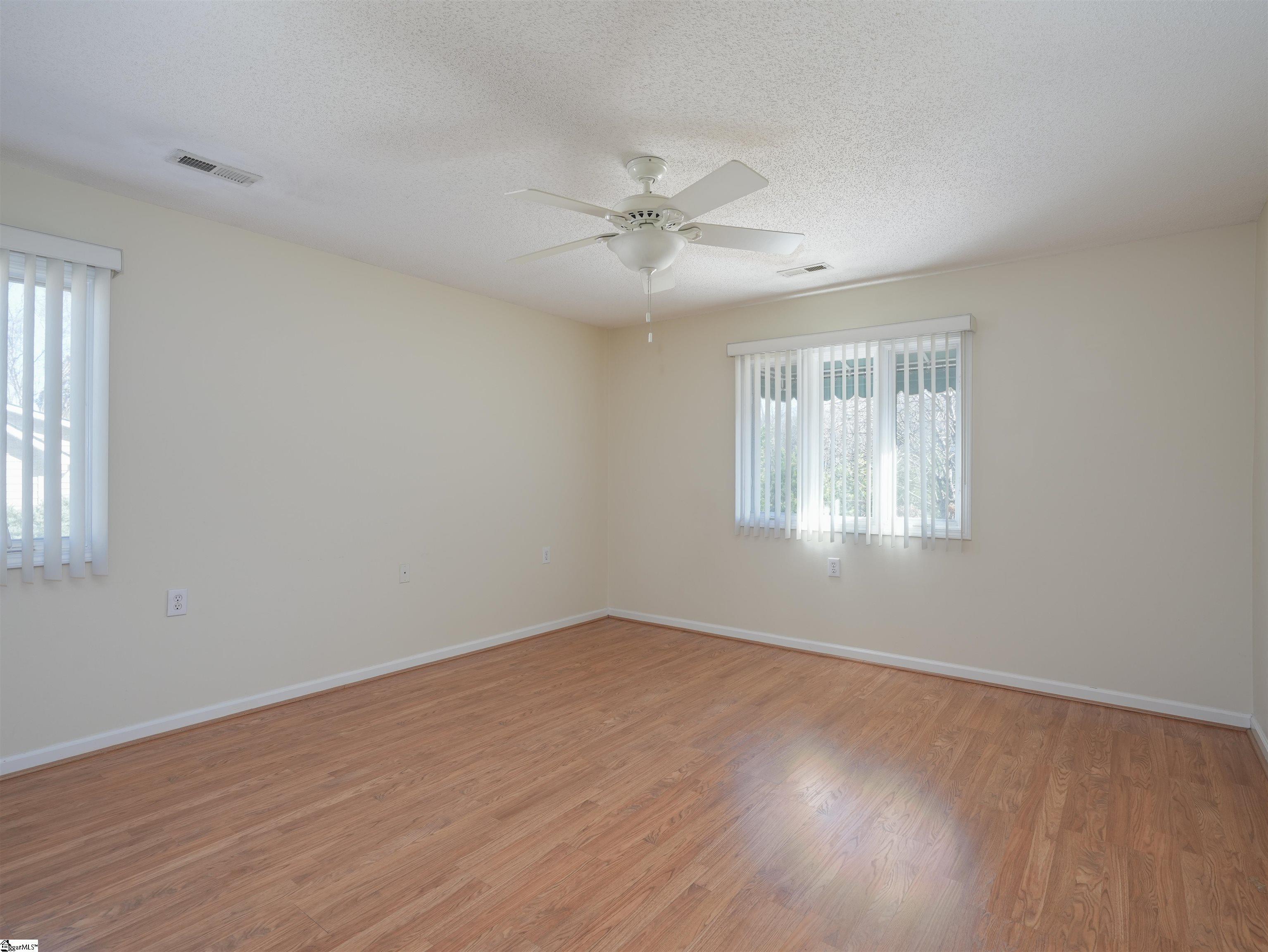 507 Milstead Way Greenville, SC 29615 - Photo 3 of 31