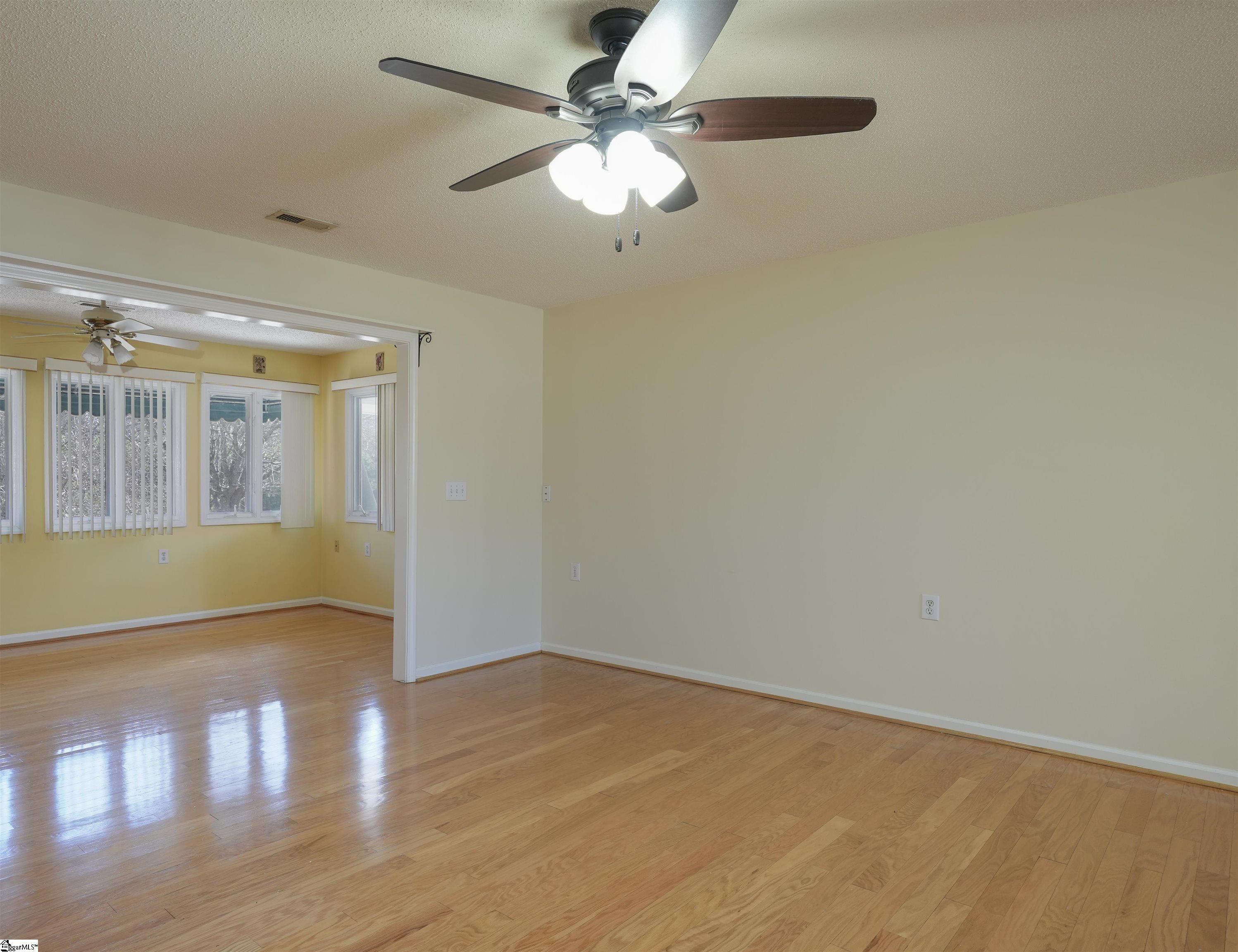 507 Milstead Way Greenville, SC 29615 - Photo 5 of 31