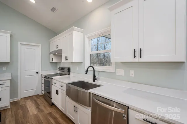 $497,750 | 1824 Highway 182, Lincolnton, NC 28092