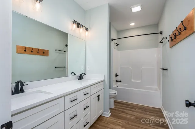 $497,750 | 1824 Highway 182, Lincolnton, NC 28092