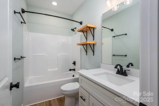 $497,750 | 1824 Highway 182, Lincolnton, NC 28092