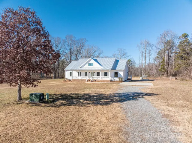$497,750 | 1824 Highway 182, Lincolnton, NC 28092