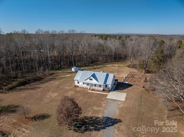 $497,750 | 1824 Highway 182, Lincolnton, NC 28092