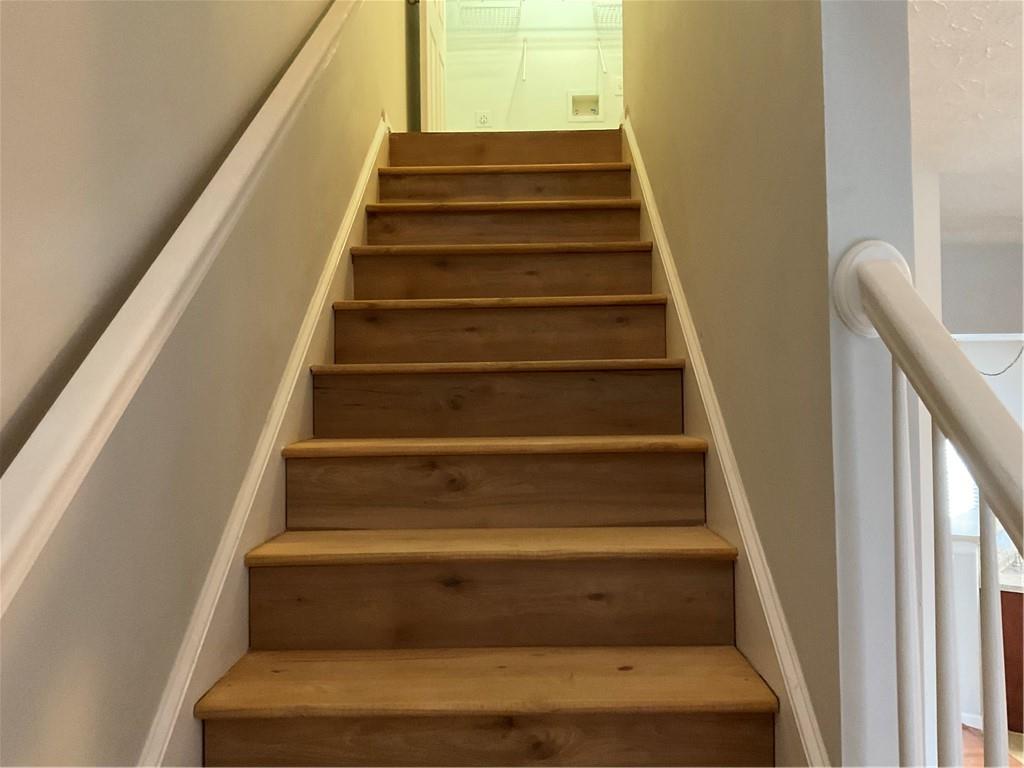 2555 Flat Shoals Road, Unit 1703 Atlanta, GA 30349 - Photo 6 of 26 a view of entryway