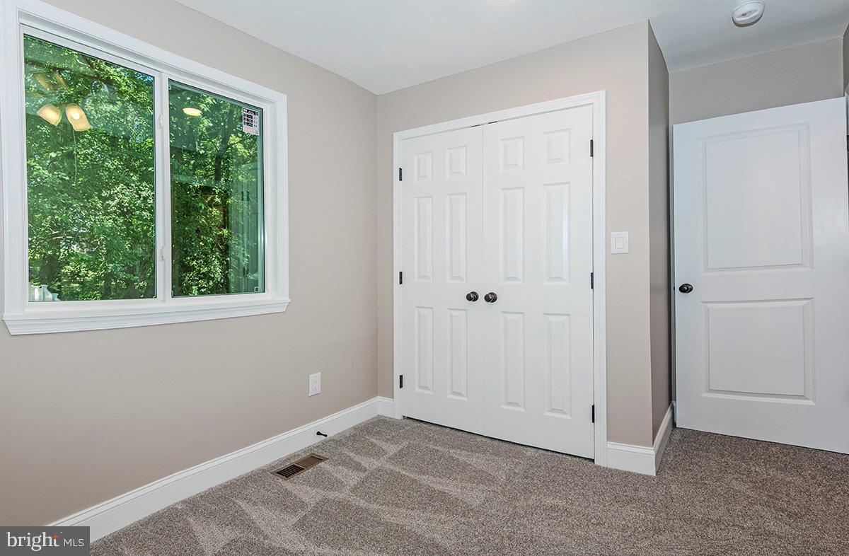 7730 Middlegate Court Pasadena, MD 21122 - Photo 25 of 51