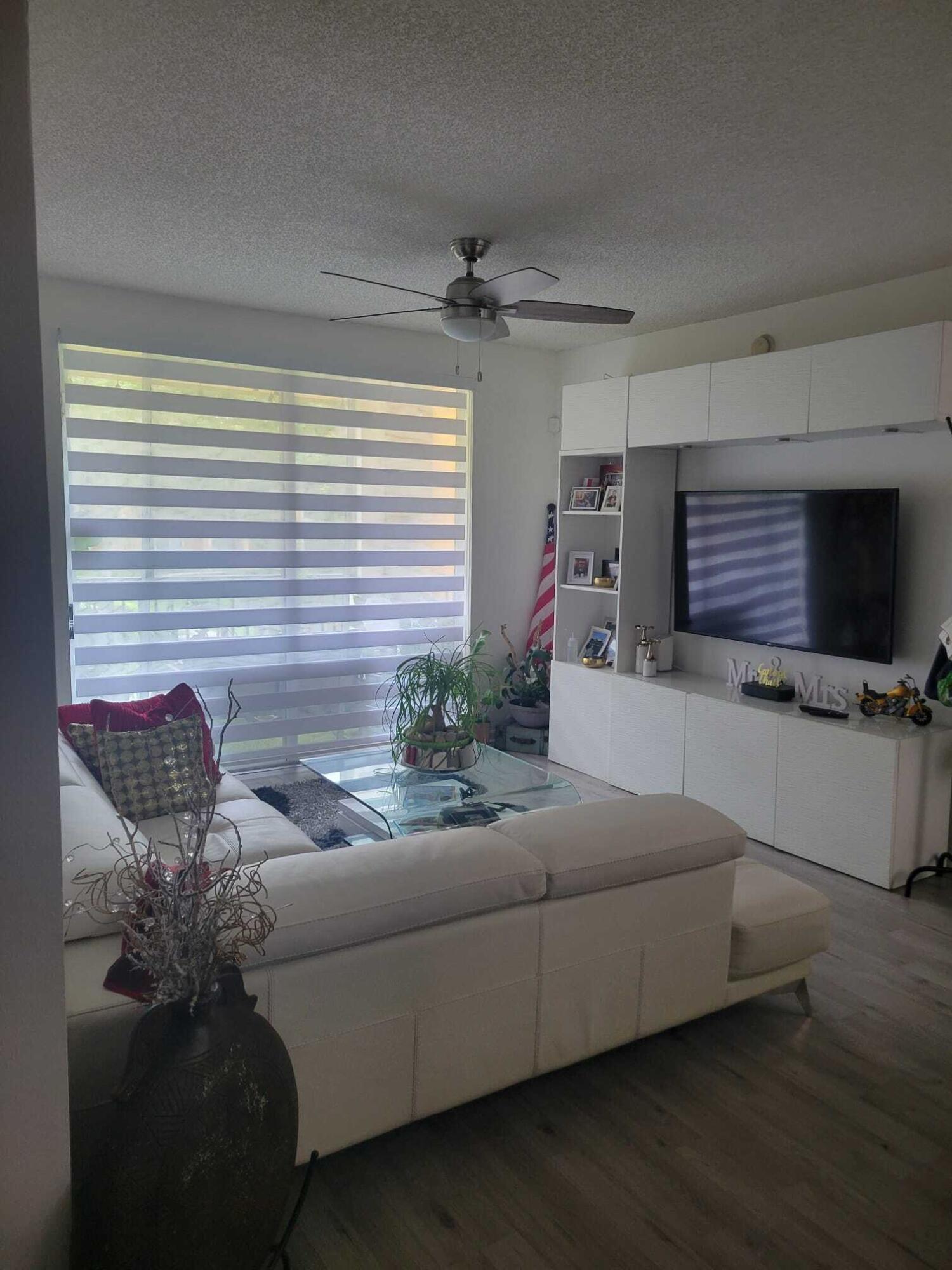 2080 West Preserve Way, Unit 204 Miramar, FL 33025 - Photo 3 of 13 IMG-20250915-WA0204