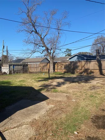 $1,500 | 12415 Maricopa Lane, Houston, TX 77015