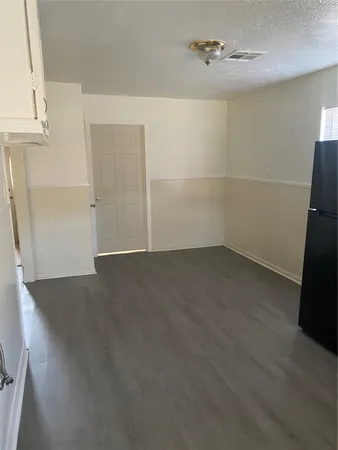 an empty room with a empty space