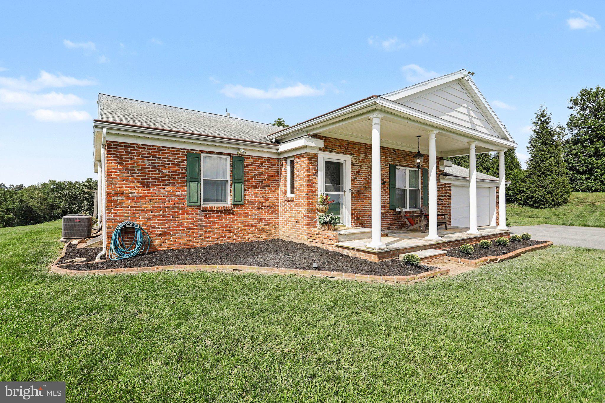 9737 High Rock Road Airville, PA 17302 - Photo 4 of 38 Gallery Image 4