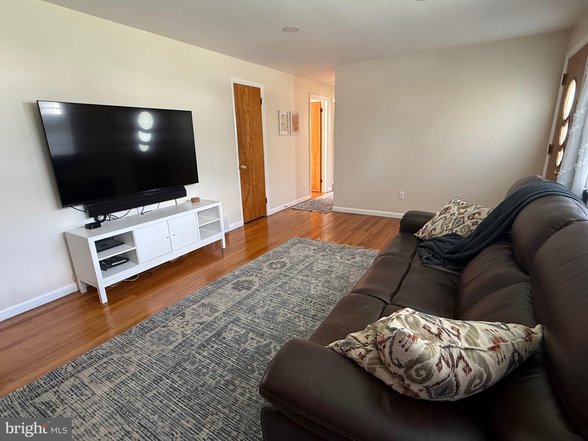 1239 York Road Mechanicsburg, PA 17055 - Photo 5 of 50