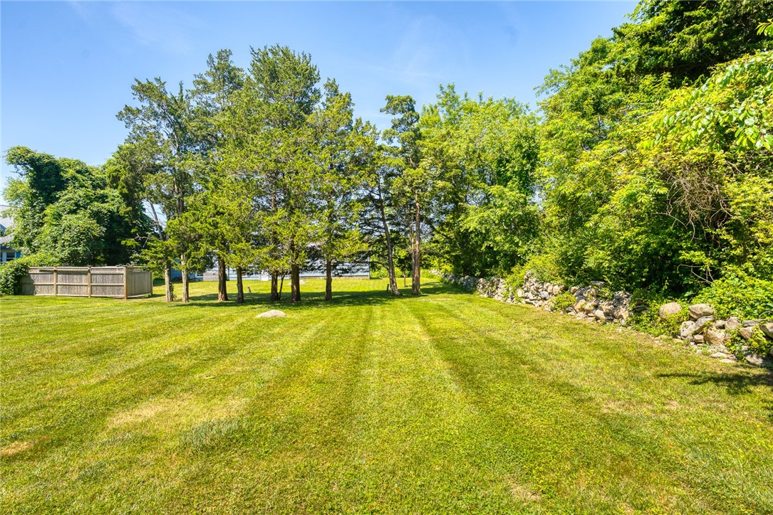10 Morris Road Westerly, RI 02891 - Photo 11 of 44