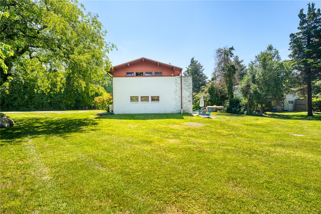 10 Morris Road Westerly, RI 02891 - Photo 5 of 44