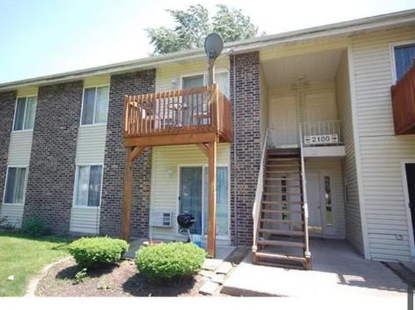 $1,695 | 2800 Light Road, Unit 112, Oswego, IL 60543