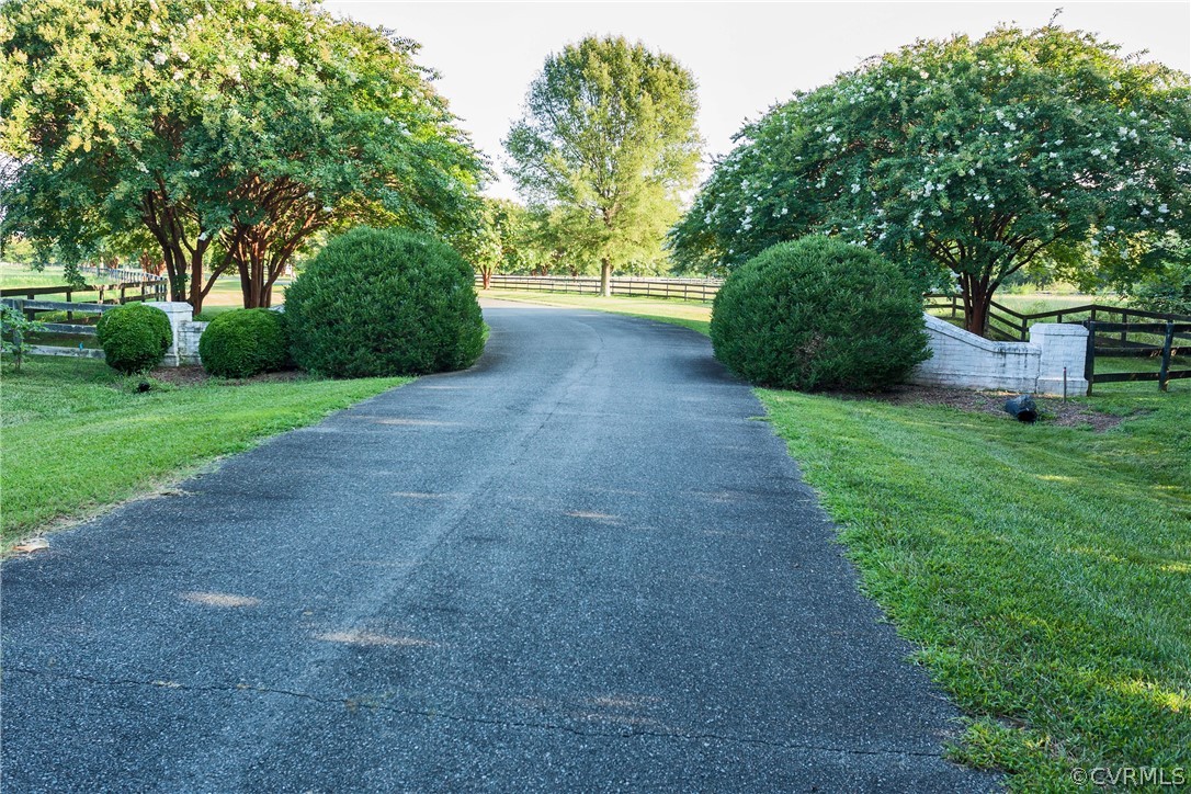 7 Mifarm Road White Stone, VA 22578 - Photo 3 of 17 Gallery Image 3