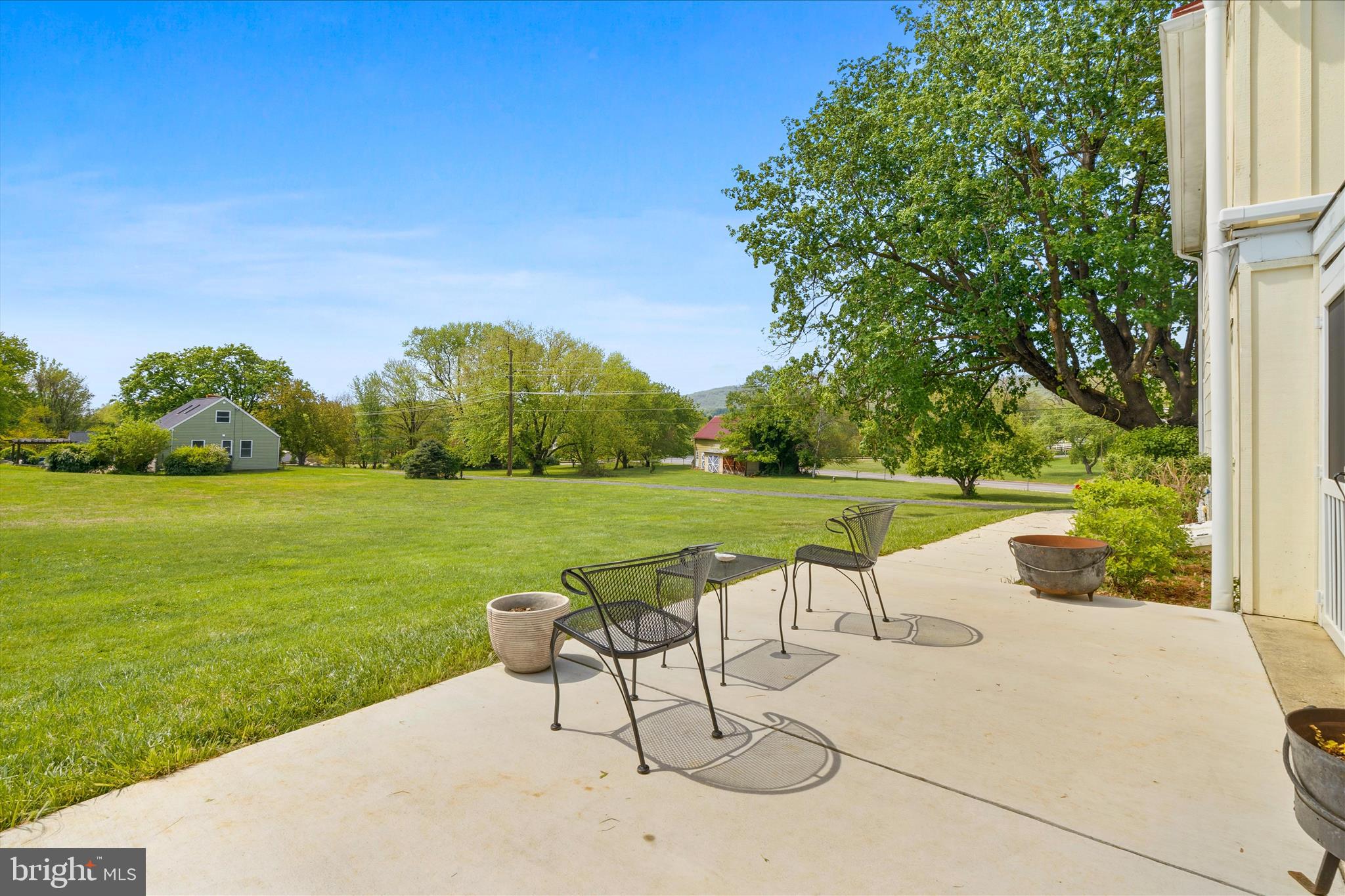 8701 C Yellow Springs Road Frederick, MD 21702 - Photo 28 of 50 Side Patio
