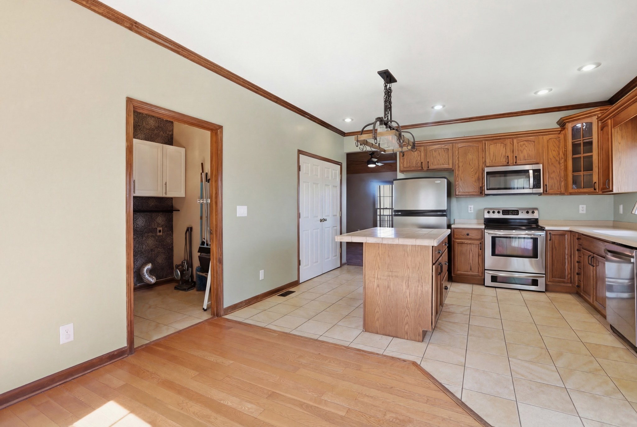 450 Drowning Creek Road Crossville, TN 38571 - Photo 3 of 41
