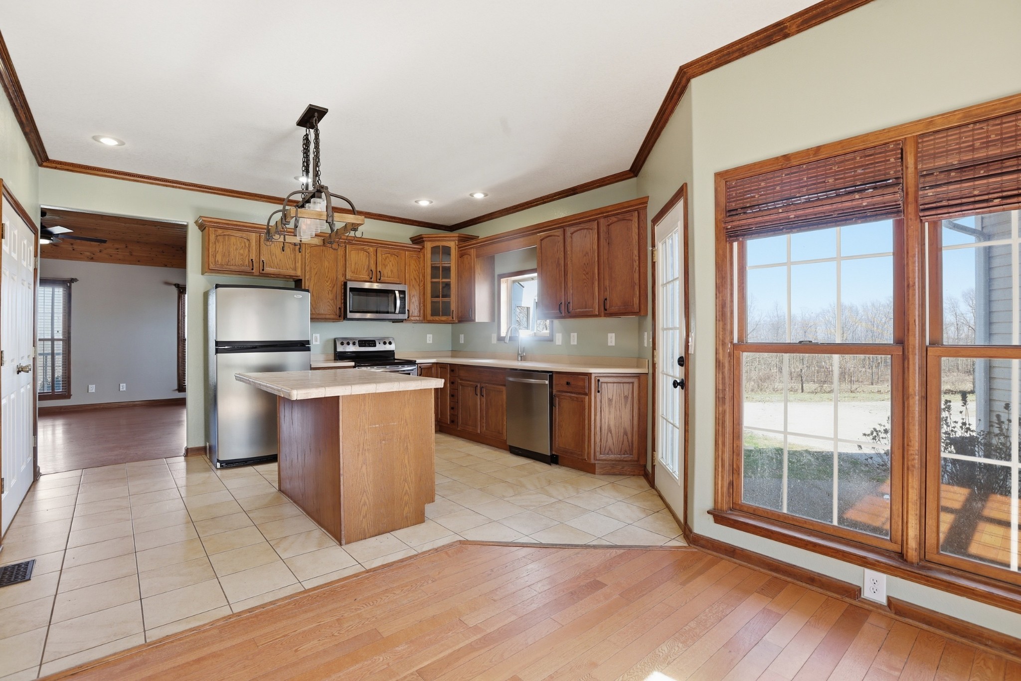 450 Drowning Creek Road Crossville, TN 38571 - Photo 5 of 41