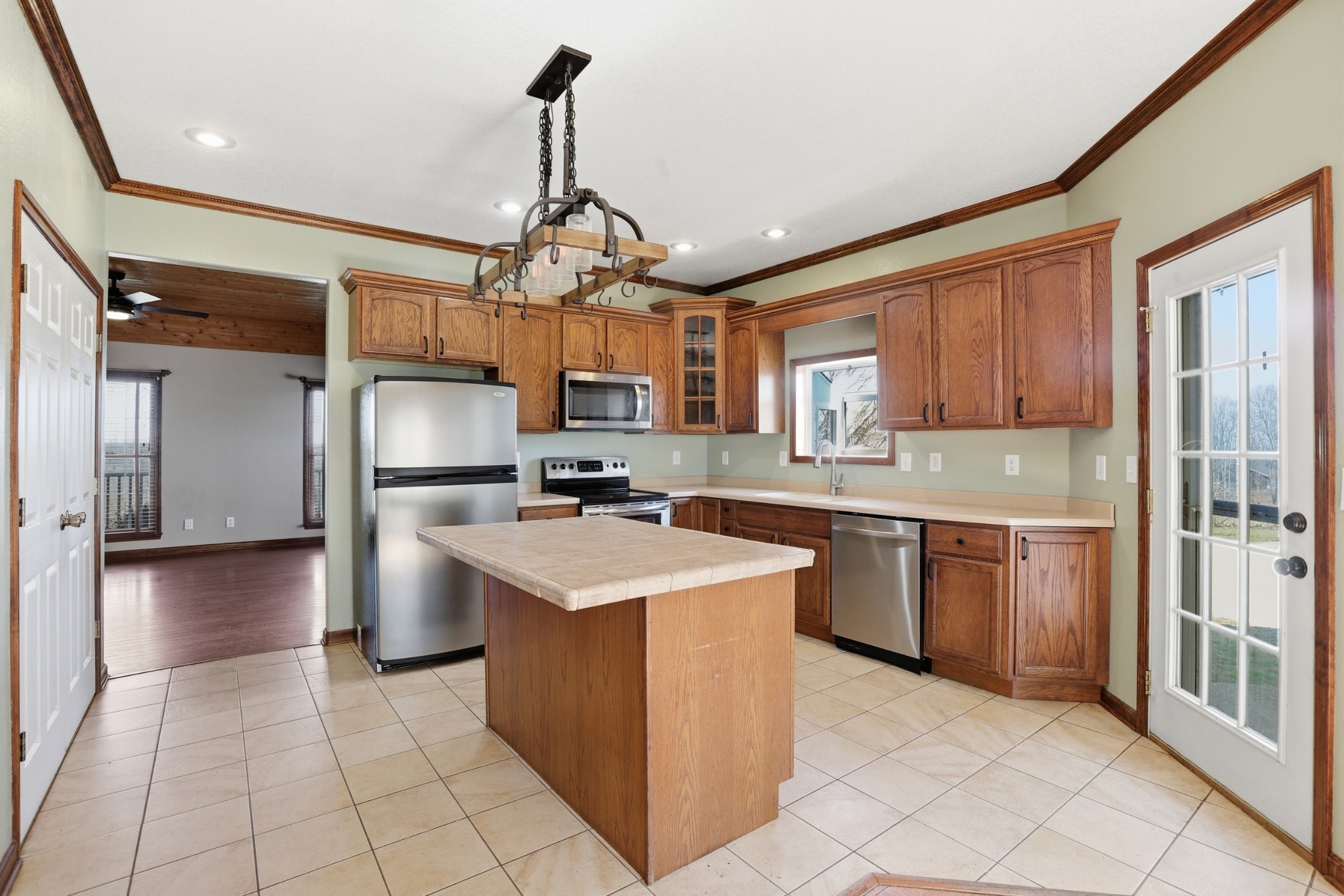 450 Drowning Creek Road Crossville, TN 38571 - Photo 7 of 41