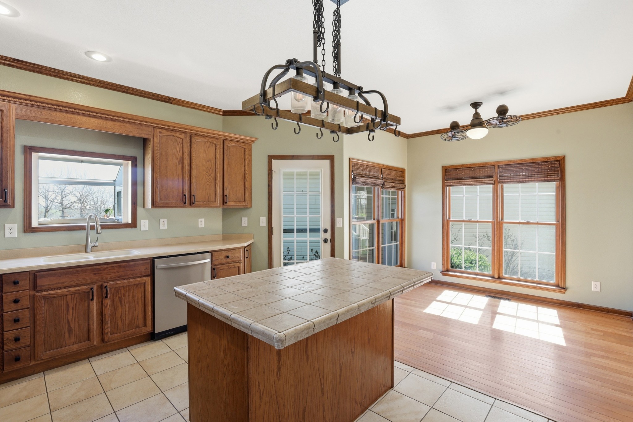 450 Drowning Creek Road Crossville, TN 38571 - Photo 9 of 41