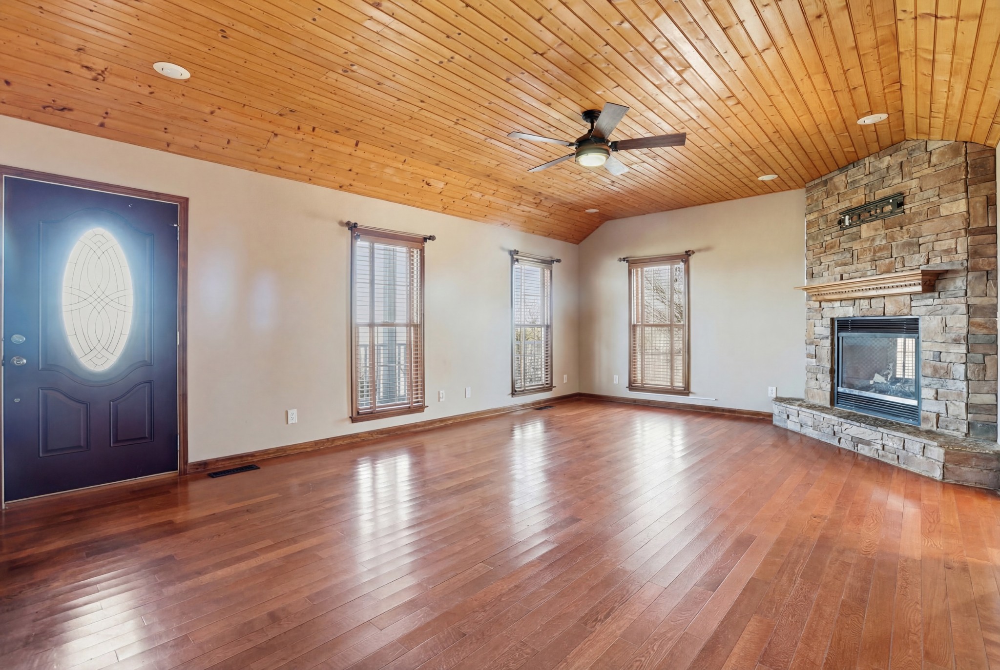 450 Drowning Creek Road Crossville, TN 38571 - Photo 10 of 41
