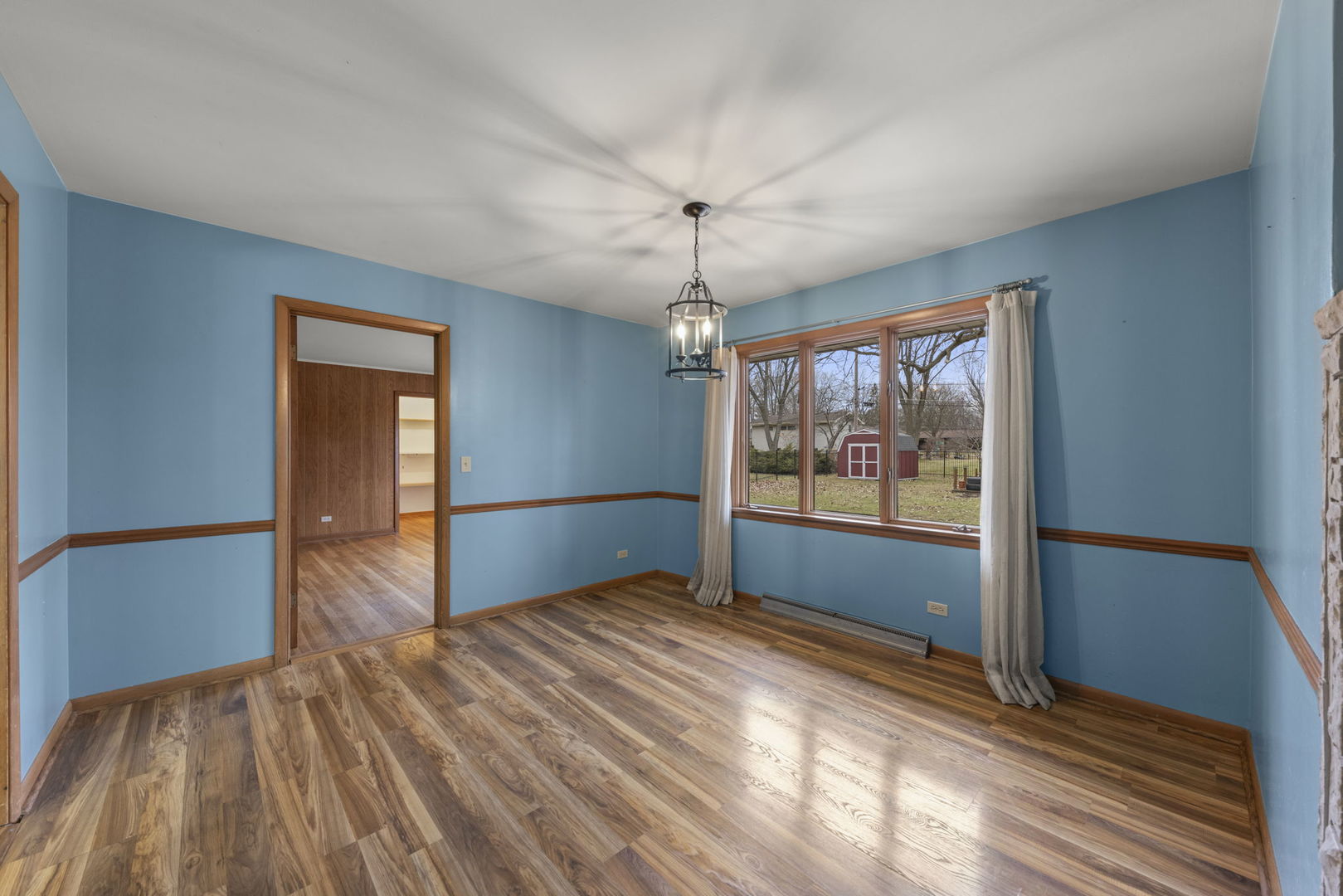 830 Victor Road Aurora, IL 60505 - Photo 9 of 42 Gallery Image 9